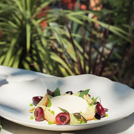 Marie Saint Tropez 5* Раматюель